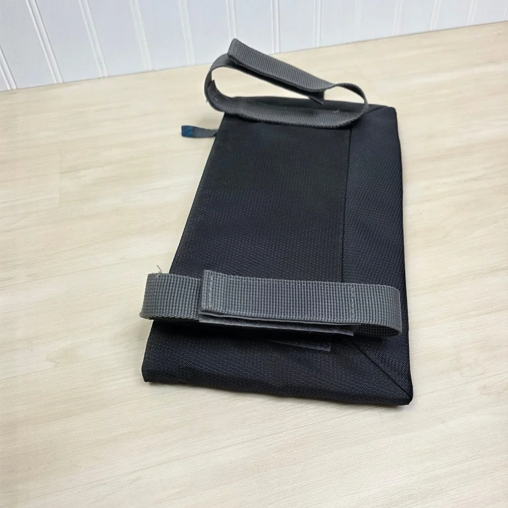 Thule Sweden Transport Multi-Pocket Visor Organizer Phone Sunglasses Documents